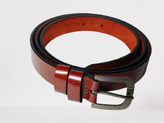 Elegant Leather Belt for Women – Stylish & Adjustable Fashion Accessory