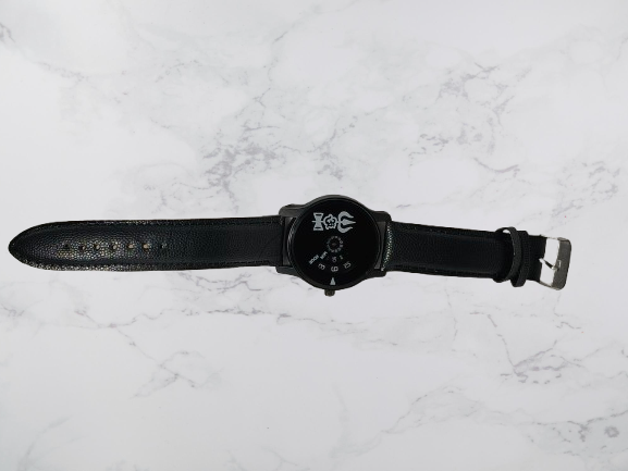 Trendy Analog Men’s Watch – Perfect Gift for Him